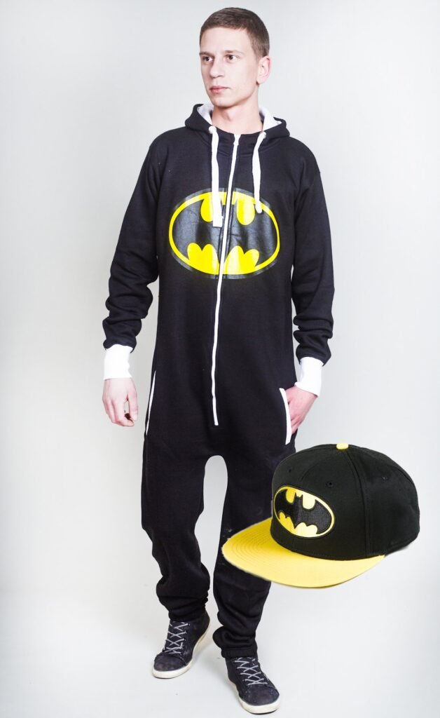 VYRIŠKAS "Betmenas" kombinezonas ir kepurė